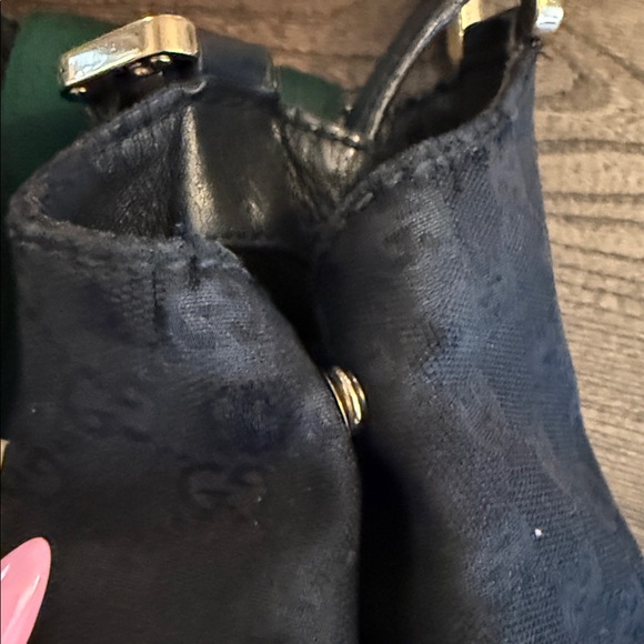 Gucci GG Canvas Web Hobo, Black 

GREAT Used Condition
Some wear,bottom & inside - Picture 9 of 10